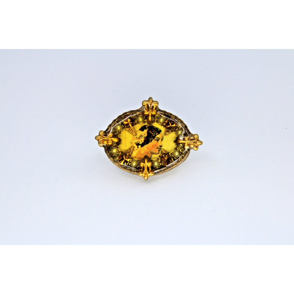 A2 Vintage Maximal Art Portrait Pin Brooch
